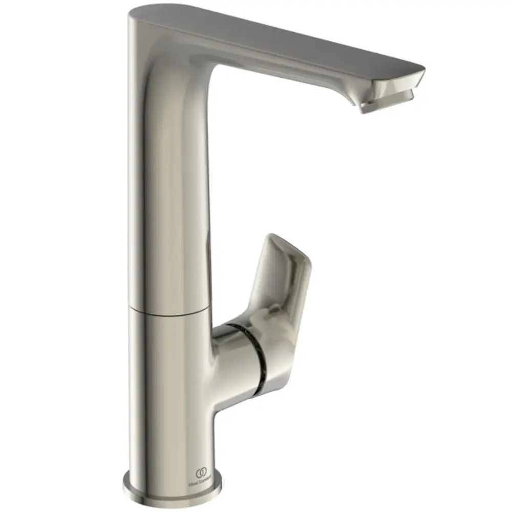 Ein wasserhahn von Ideal Standard mit modernem Design und einem schwenkbaren Auslauf. Der Hebel befindet sich seitlich zur einfachen Bedienung.